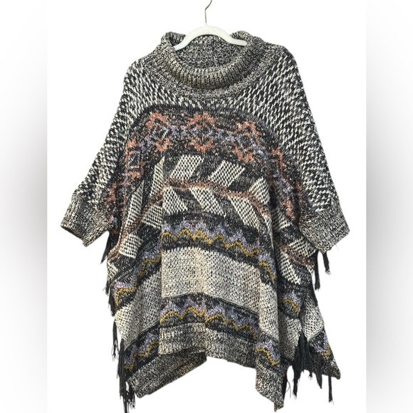 Anthropologie Pilcro Magda Knit Poncho boho heavy knit sweater M/L - Picture 4 of 8